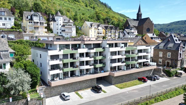 /media/Generalunternehmer/Uferpark Cochem/zenz-massivhaus-wohnanlage-uferpark.jpg